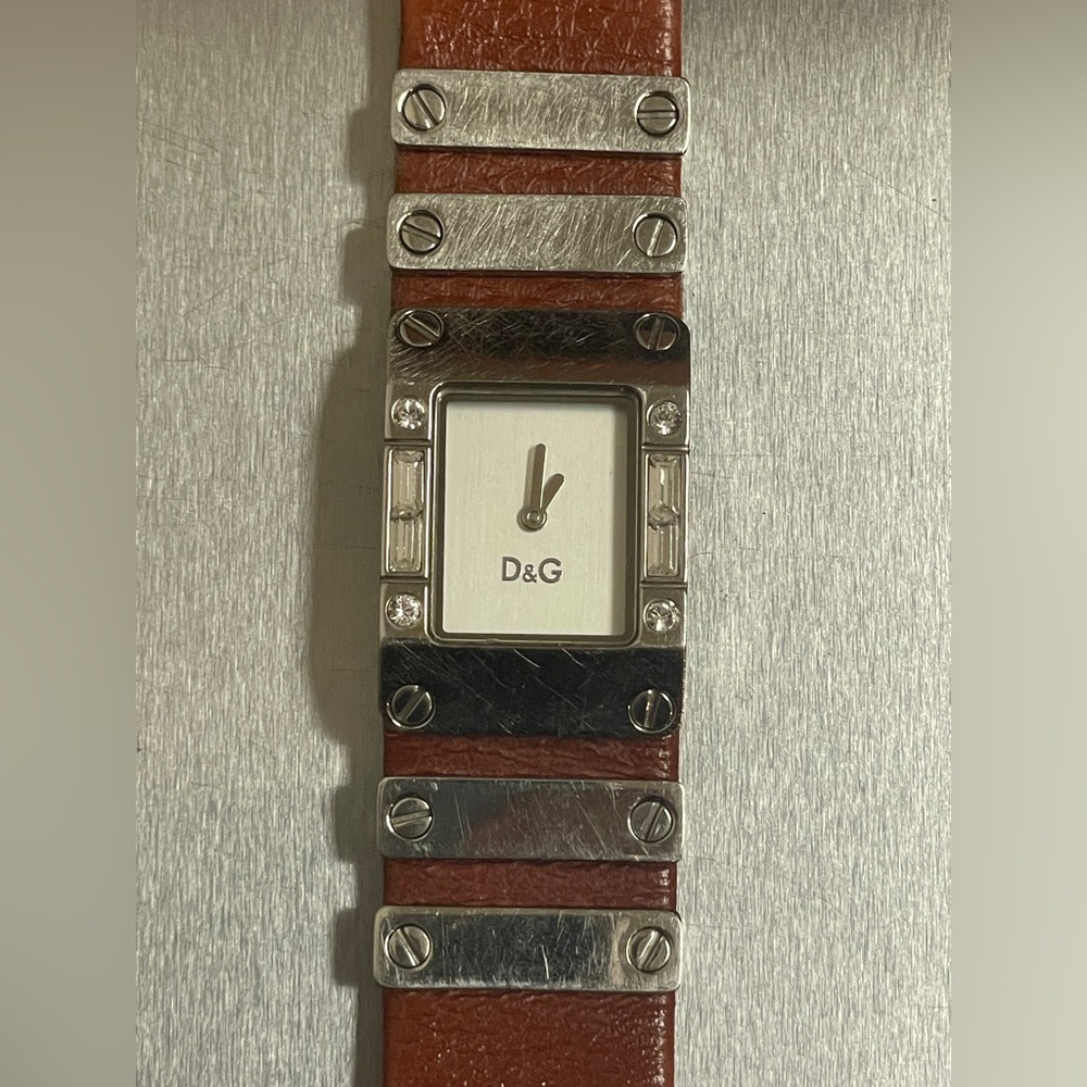 D&G Watch - Picture 12 of 14